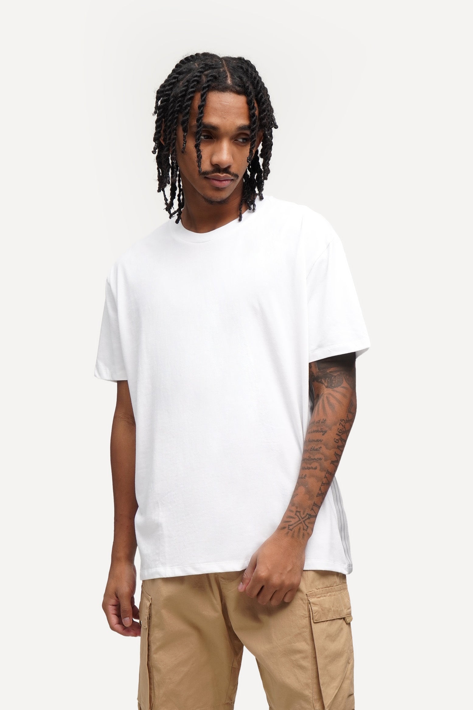 Heavy T inobtrusive shirt in off white